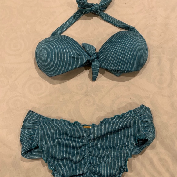 Luli Fama Bikini set - Picture 3 of 6